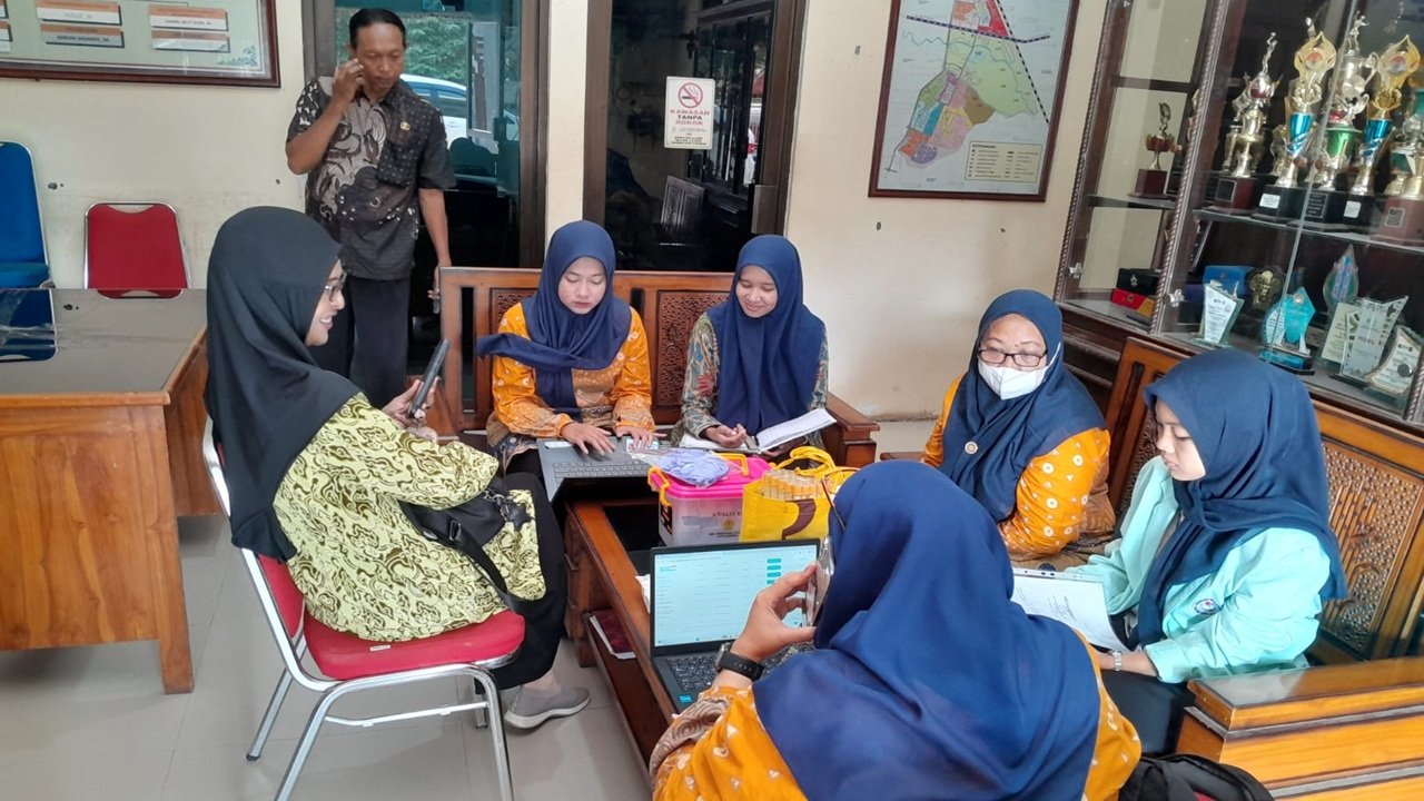 Seluruh Pegawai Kelurahan Larangan melaksanakan Pemeriksaan Kesehatan dan Penyakit Tidak Menular (PTM)